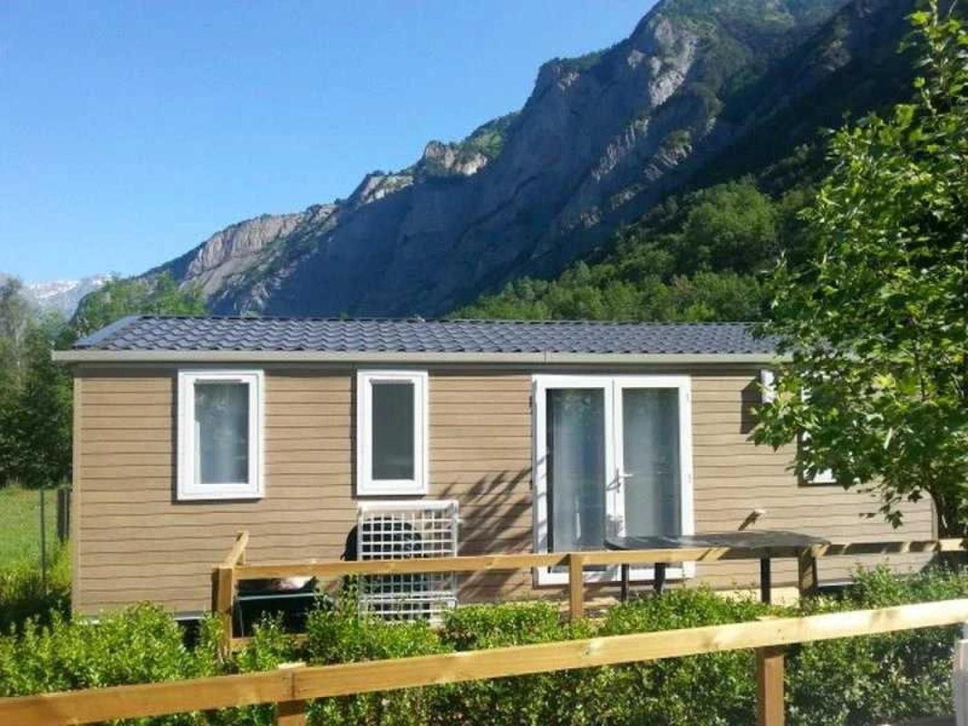 Camping 5 Etoiles - Piscine - Eeceff Le Bourg-d'Oisans Exterior photo